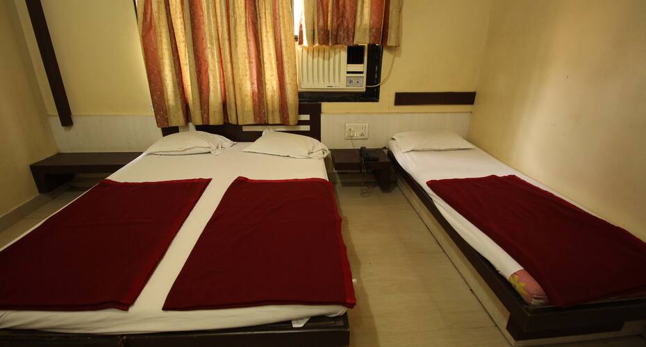 Hotel Saiba, Shirdi 4